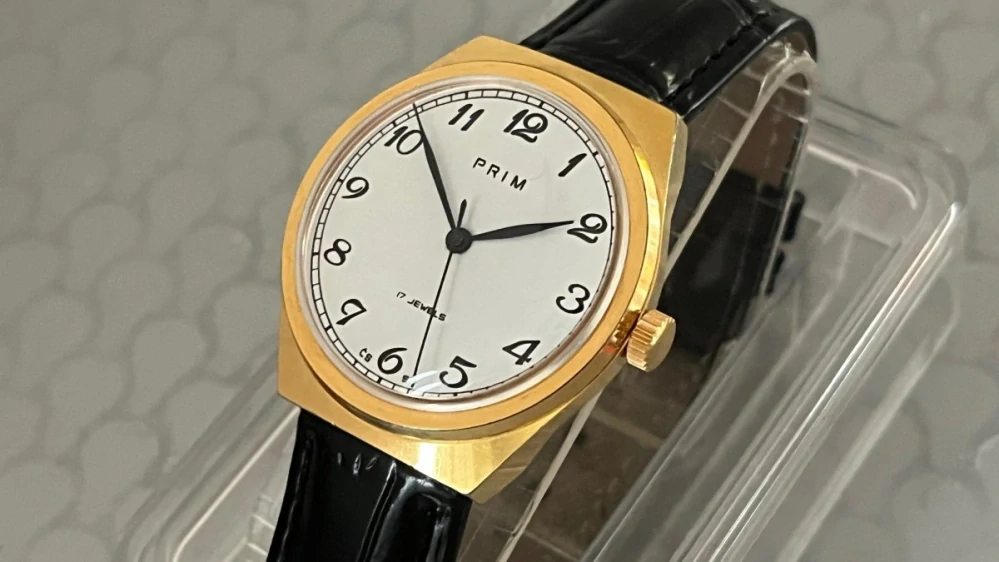 Náramkové hodinky Prim, vyrobeny v roce 1982