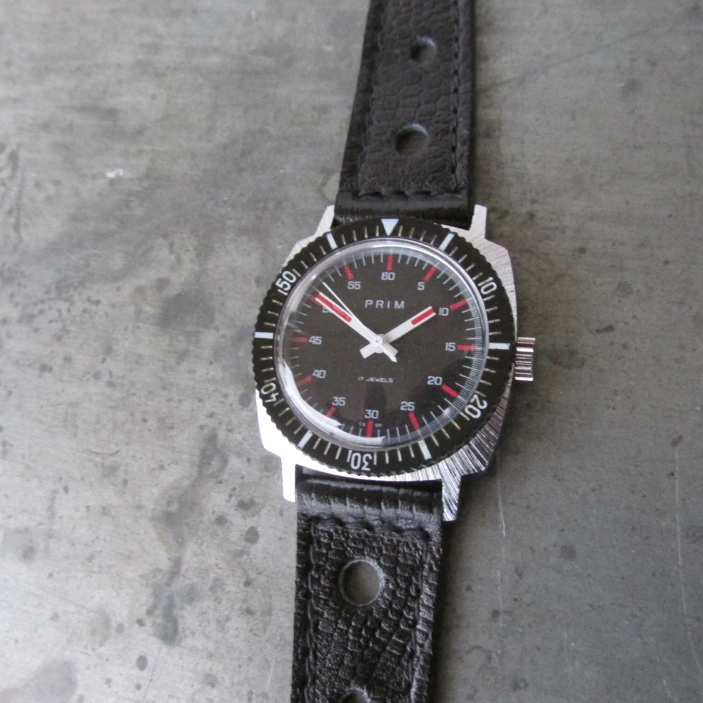 Náramkové hodinky PRIM Sporty z roku 1982