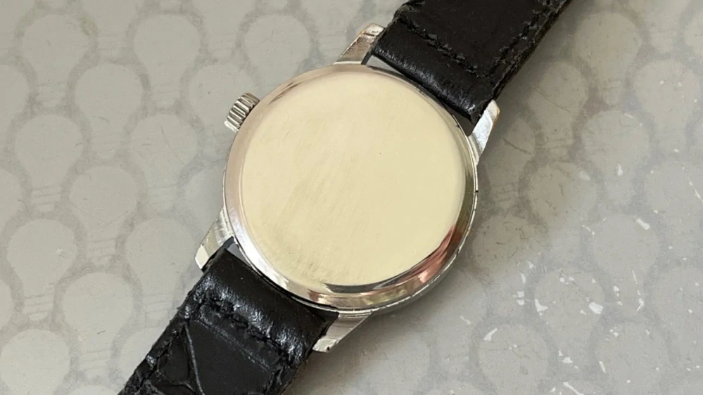 Náramkové hodinky PRIM z roku 1983, model unisex