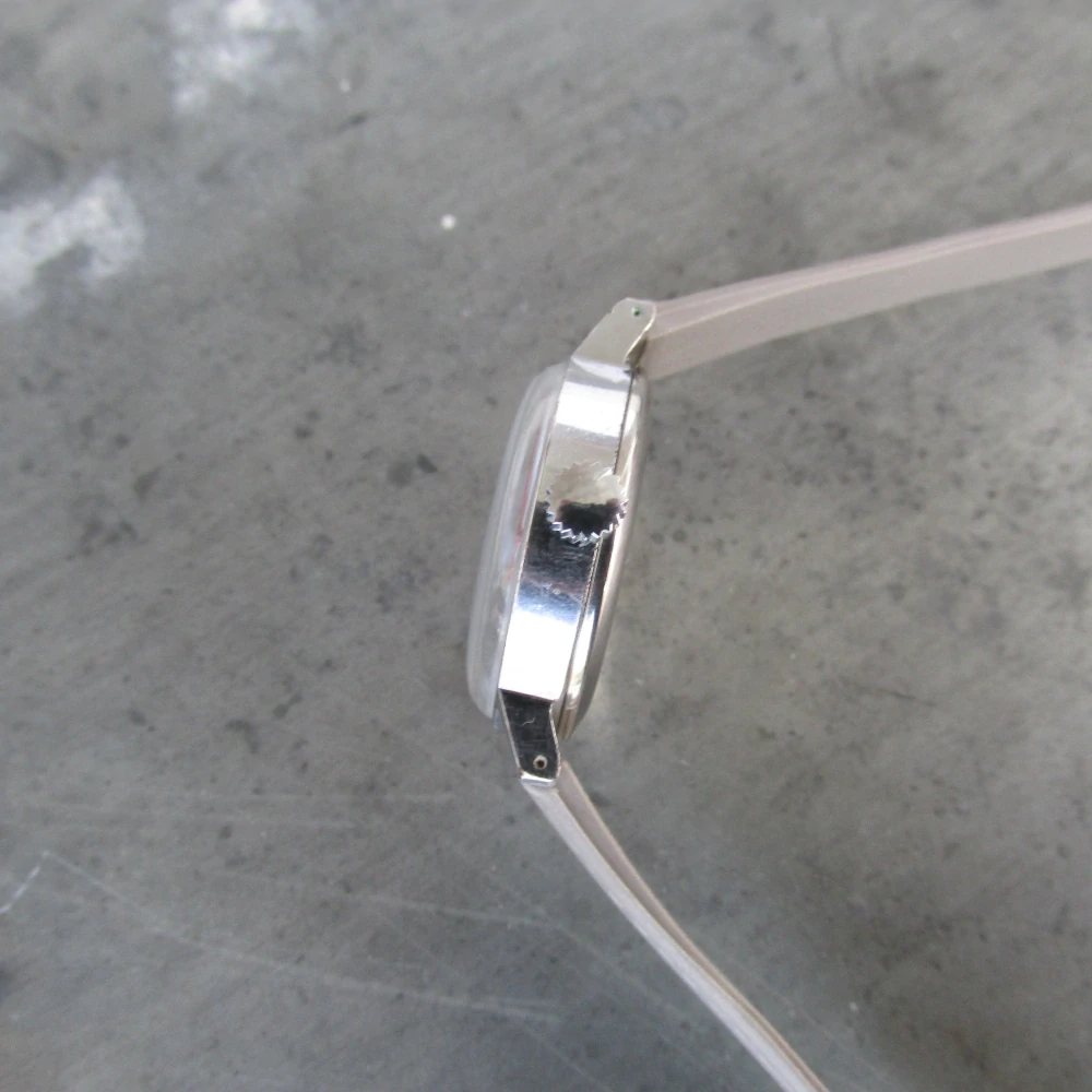 Dámské náramkové hodinky Prim z roku 1985