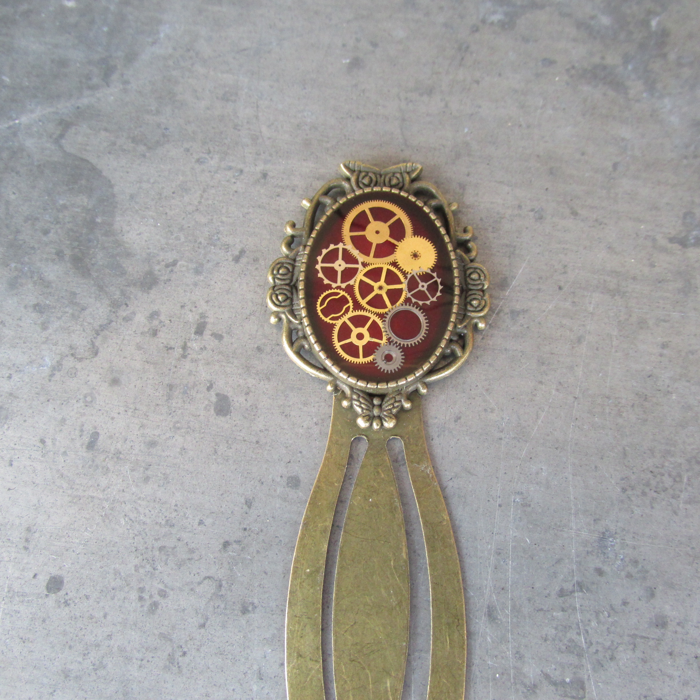 Záložka do knihy z hodinek, hodinková záložka knih